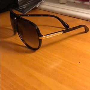 Marc jacobs sunglasses w/ sun protective lens